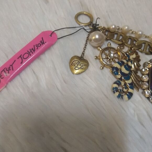 Betsey Johnson Sea Bracelet - Picture 6 of 6